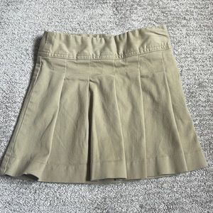 Children’s Place Girls Pleated Uniform Skort in Bisquit Size 5
